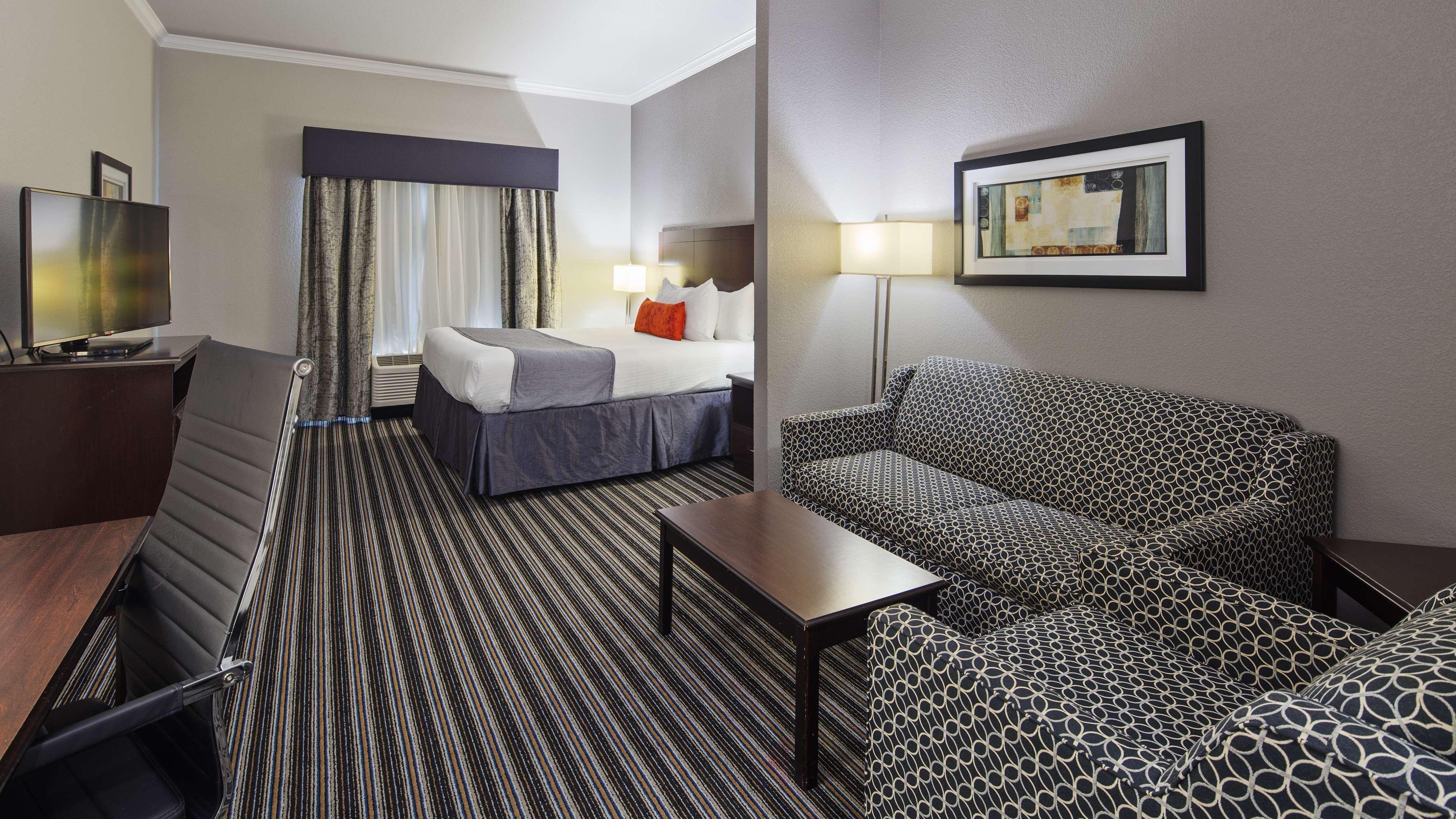 Best Western Plus Austin Airport Inn & Suites מראה חיצוני תמונה
