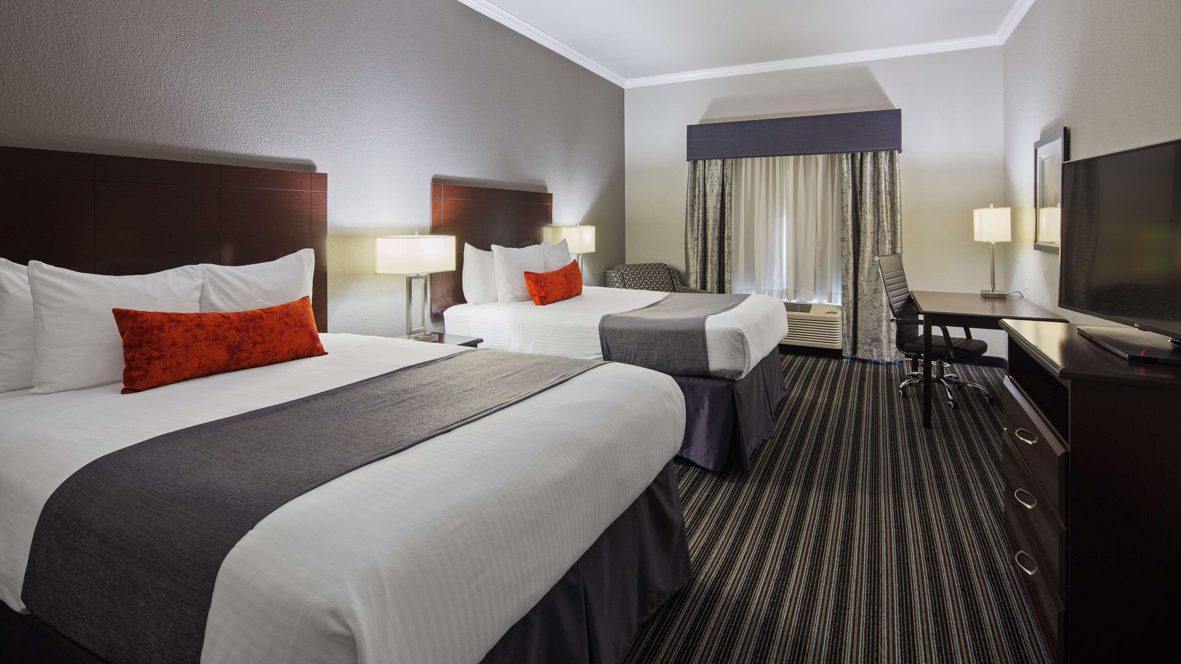 Best Western Plus Austin Airport Inn & Suites מראה חיצוני תמונה