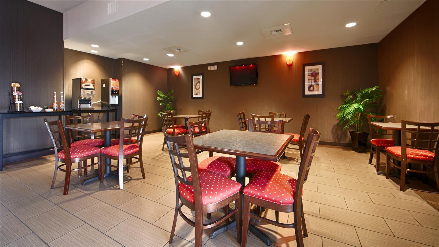 Best Western Plus Austin Airport Inn & Suites מראה חיצוני תמונה