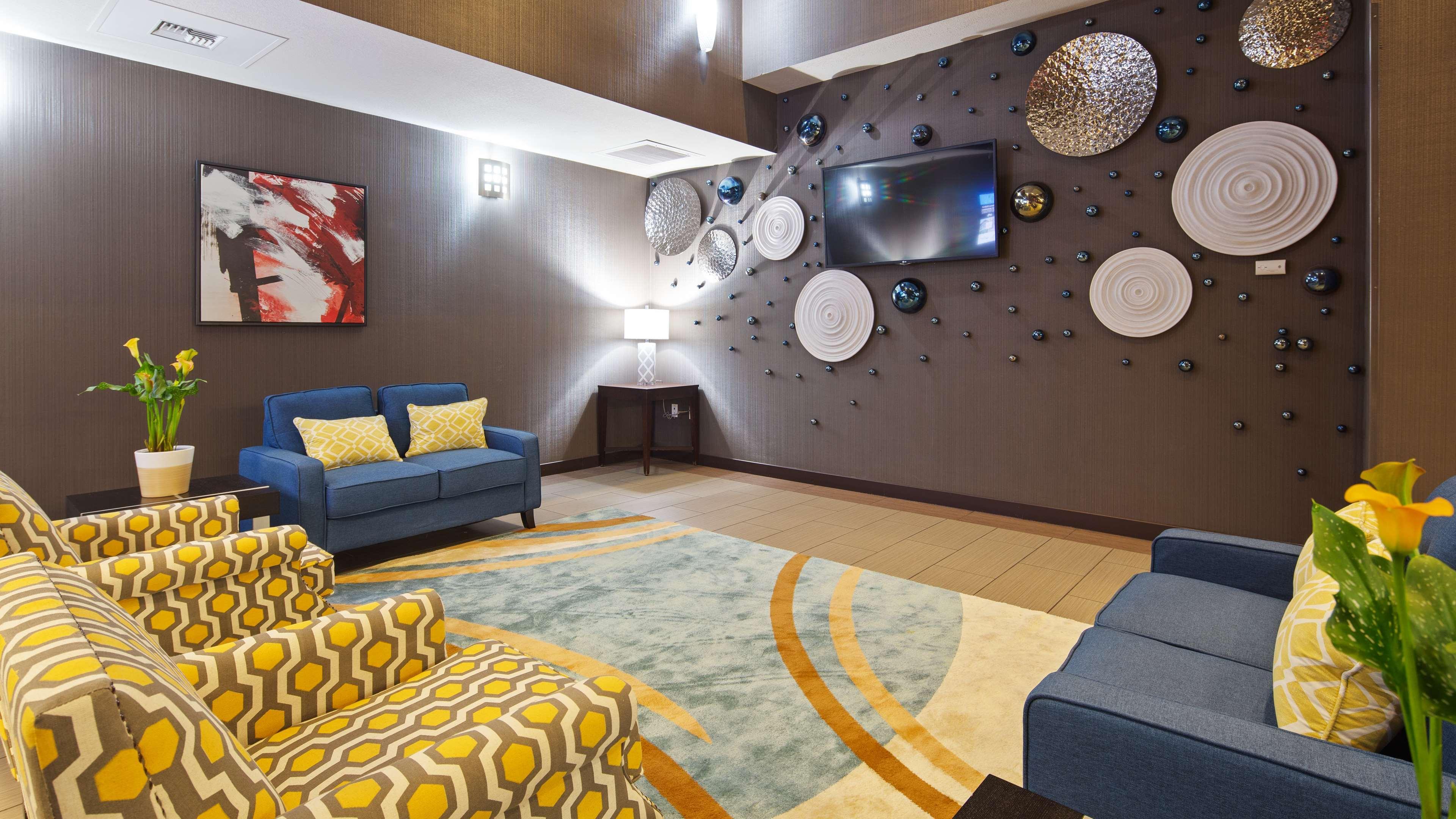 Best Western Plus Austin Airport Inn & Suites מראה חיצוני תמונה