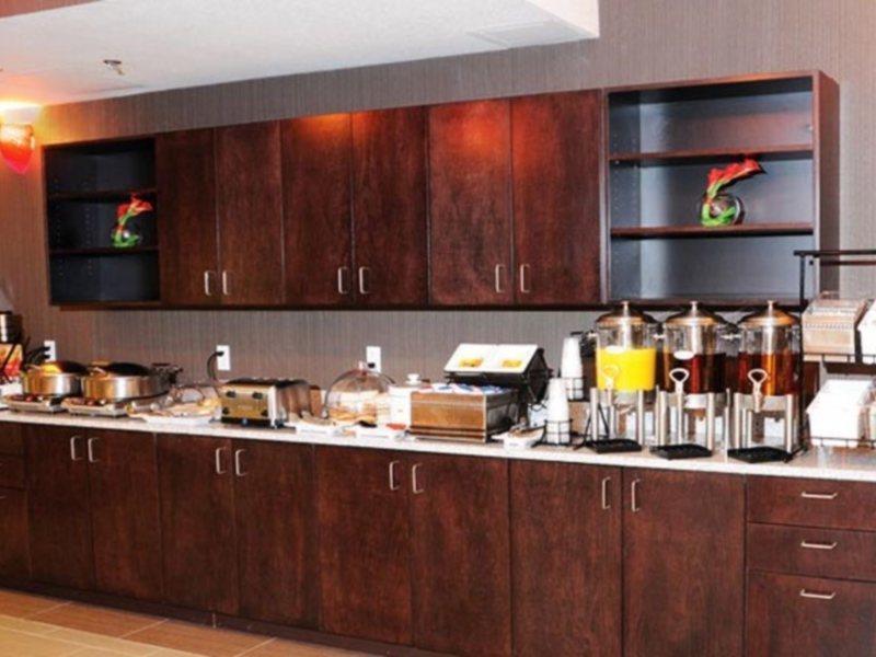 Best Western Plus Austin Airport Inn & Suites מראה חיצוני תמונה